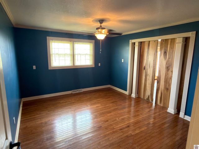 10008 State Route 564, Farmington, KY 42040