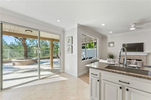 27 Feldspar Way, Rancho Santa Margarita, CA 92688