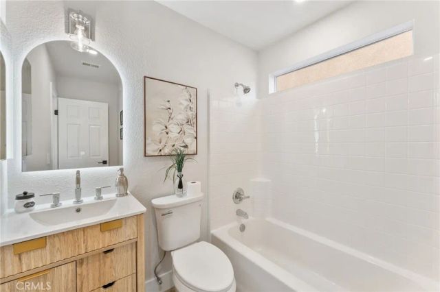 27 Feldspar Way, Rancho Santa Margarita, CA 92688