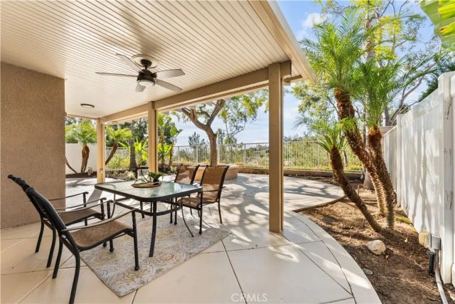 27 Feldspar Way, Rancho Santa Margarita, CA 92688