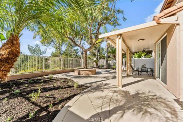 27 Feldspar Way, Rancho Santa Margarita, CA 92688