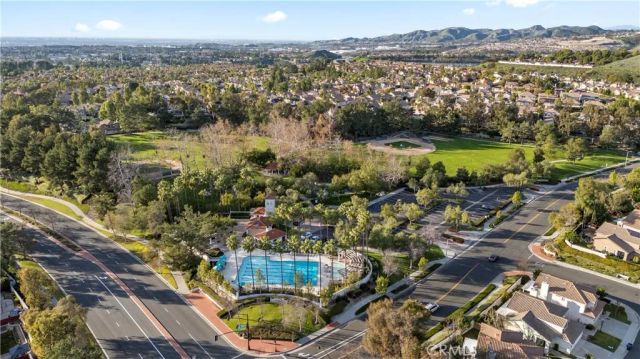 27 Feldspar Way, Rancho Santa Margarita, CA 92688