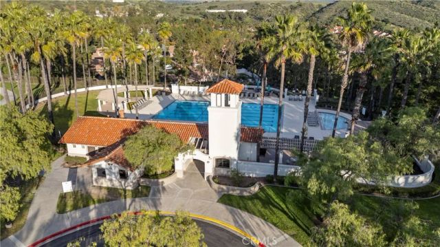 27 Feldspar Way, Rancho Santa Margarita, CA 92688