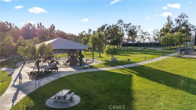 27 Feldspar Way, Rancho Santa Margarita, CA 92688