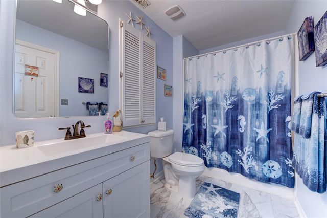 4235 San Jacinto Drive, Galveston, TX 77554