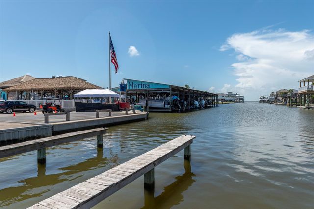 4235 San Jacinto Drive, Galveston, TX 77554