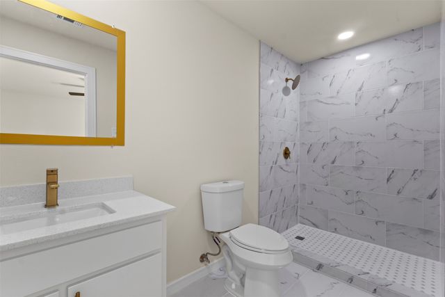 339 Avenue H, Dallas, TX 75203