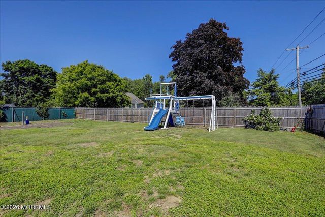 2 Annie Drive, Howell, NJ 07731