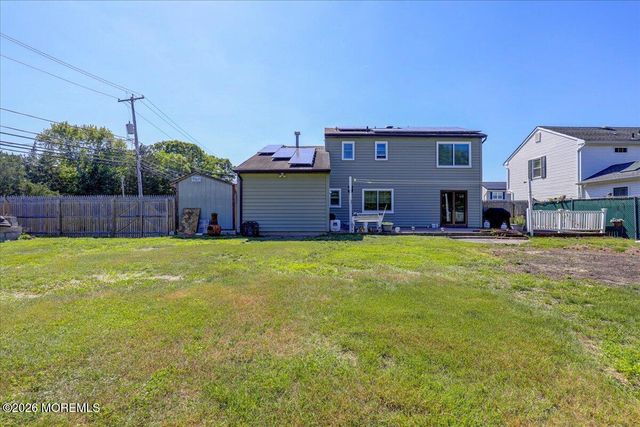 2 Annie Drive, Howell, NJ 07731