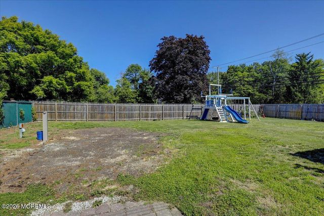 2 Annie Drive, Howell, NJ 07731