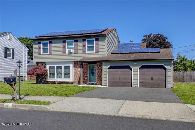 2 Annie Drive, Howell, NJ 07731