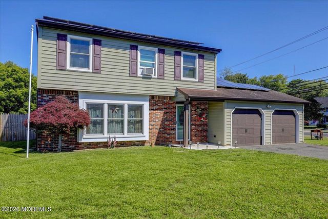 2 Annie Drive, Howell, NJ 07731