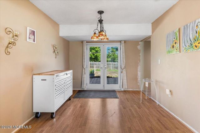 2 Annie Drive, Howell, NJ 07731