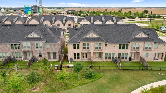 6566 Scarlet Pond Lane, Fulshear, TX 77441