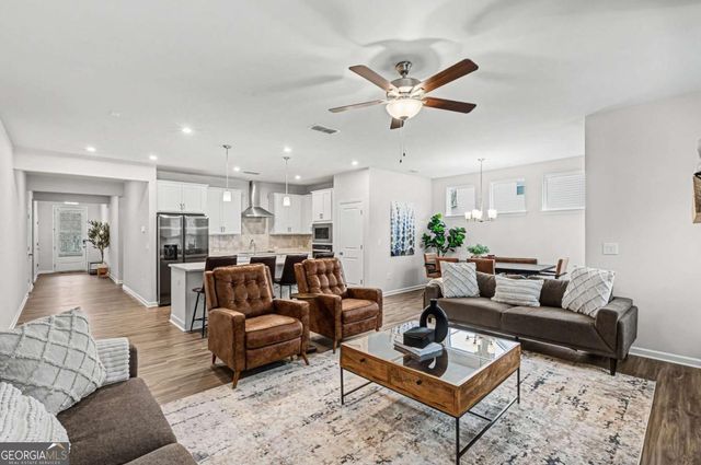 33 Brookside Way NW, Cartersville, GA 30121