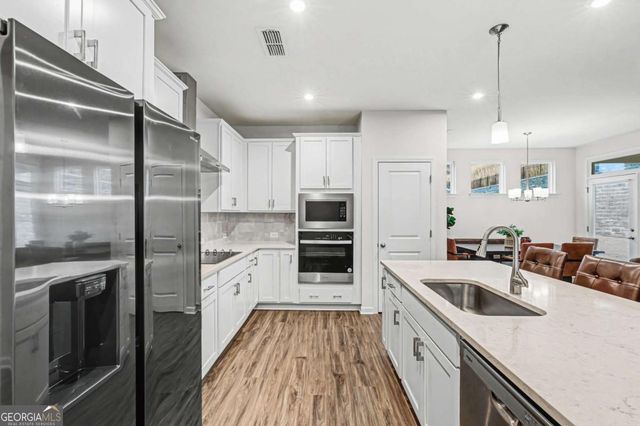 33 Brookside Way NW, Cartersville, GA 30121