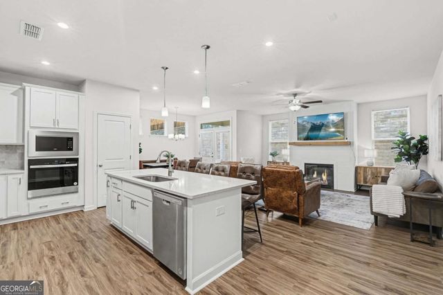 33 Brookside Way NW, Cartersville, GA 30121