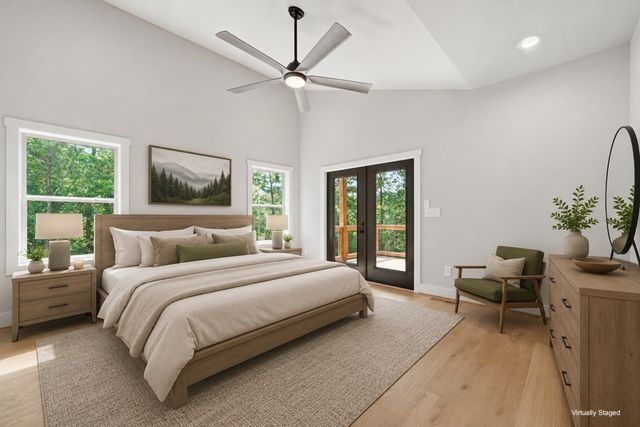 257 Gallery Court, Ellijay, GA 30540