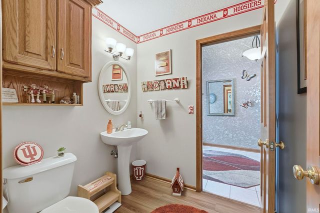 917 Lake Hill Court, Fort Wayne, IN 46845