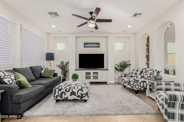 1626 E Hesperus Way, Queen Creek, AZ 85140