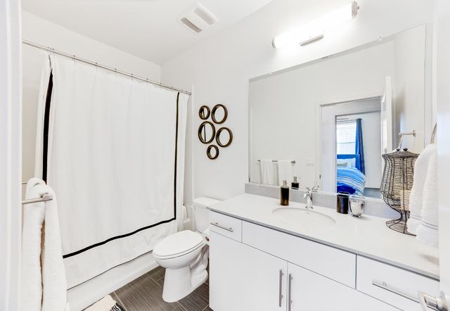 467 Tailoff Ln, Sacramento, CA 95818