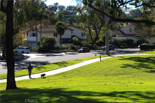 123 Willowbend, Irvine, CA 92612