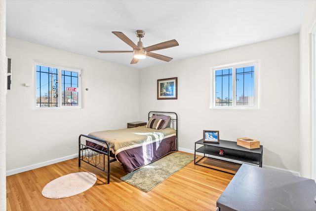 937 Cardenas Drive SE, Albuquerque, NM 87108