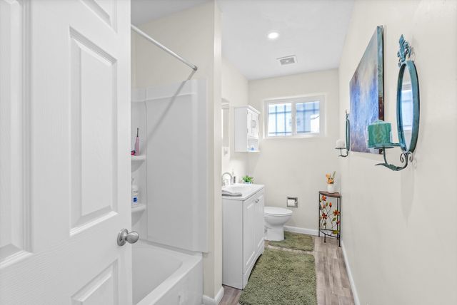 937 Cardenas Drive SE, Albuquerque, NM 87108