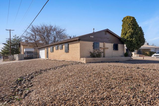 937 Cardenas Drive SE, Albuquerque, NM 87108