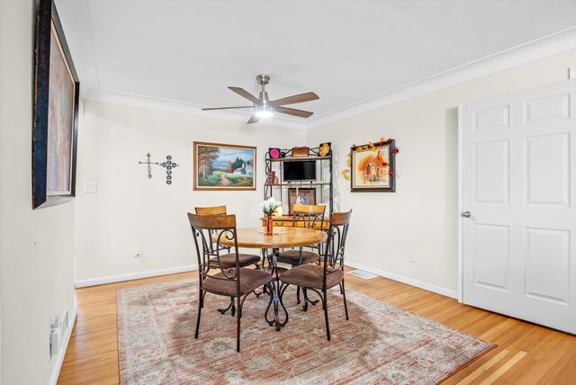 937 Cardenas Drive SE, Albuquerque, NM 87108