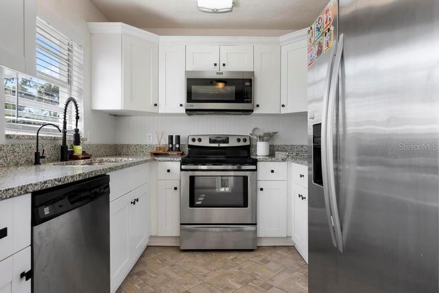 4240 POMPANO ROAD, Venice, FL 34293