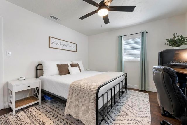 4240 POMPANO ROAD, Venice, FL 34293