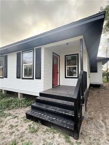 1907 Barreda Circle, Edinburg, TX 78542