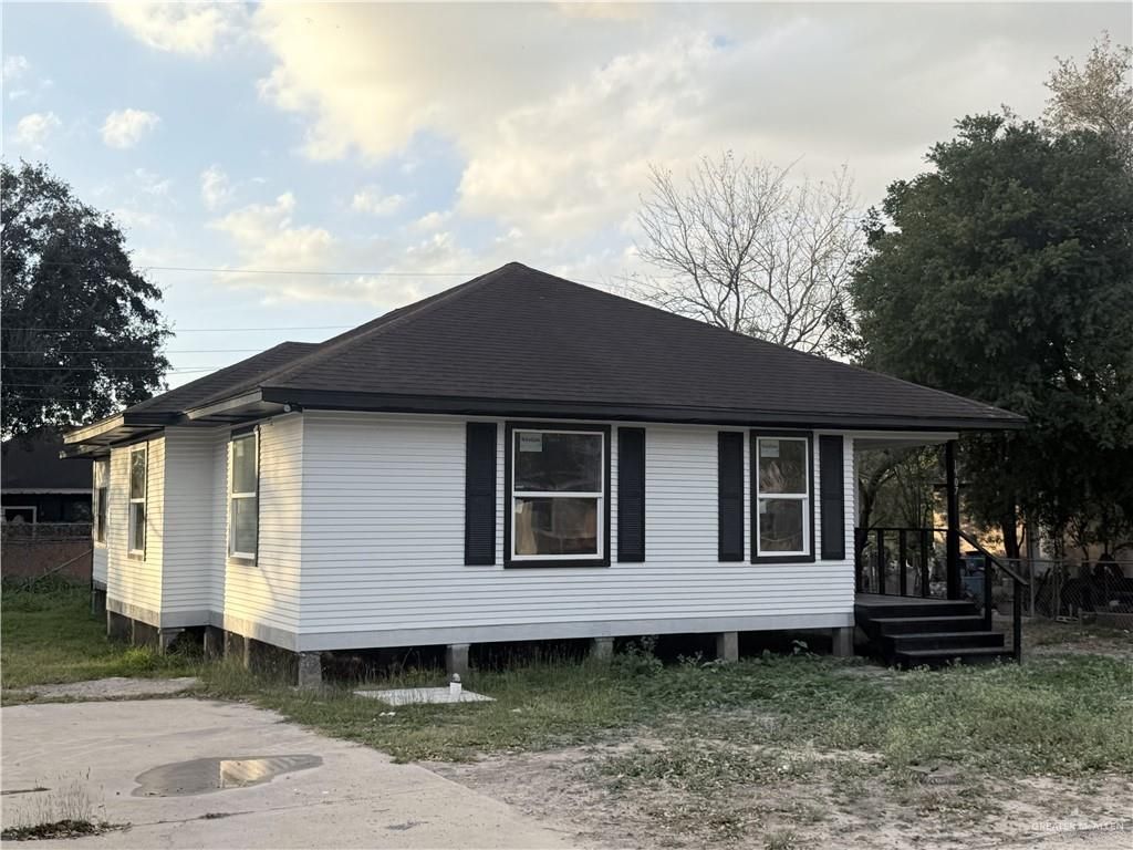 1907 Barreda Circle, Edinburg, TX 78542