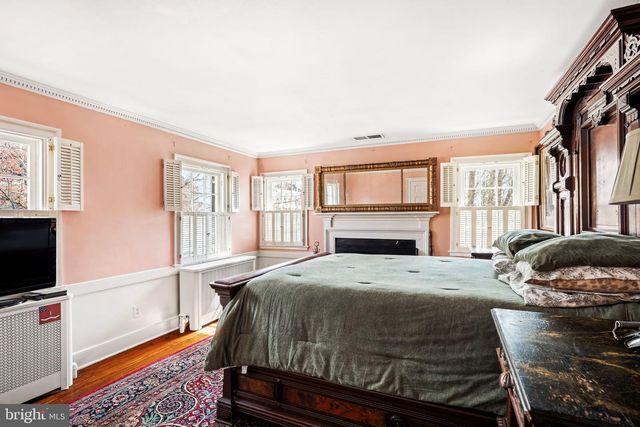 123 S PITT ST, Alexandria, VA 22314