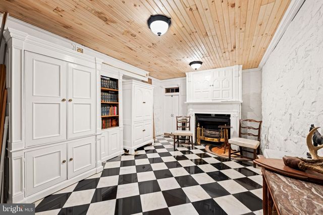 123 S PITT ST, Alexandria, VA 22314