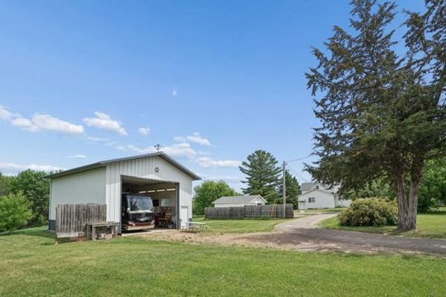 12120 County Road 24, Watertown, MN 55388