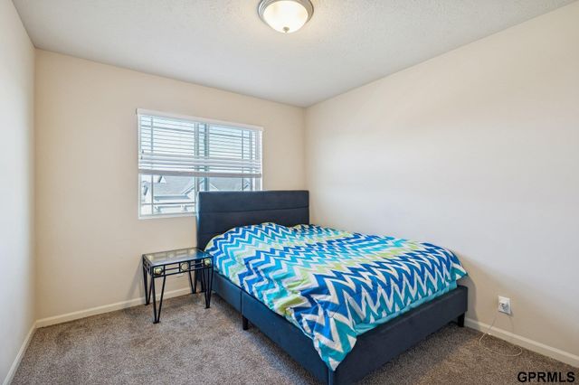 7371 N 165th Street, Bennington, NE 68007