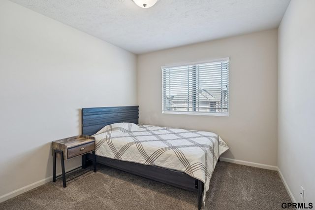 7371 N 165th Street, Bennington, NE 68007