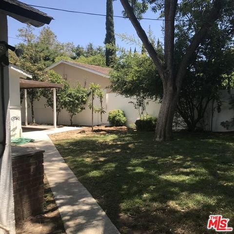 6721 Melba Avenue, West Hills (los Angeles), CA 91307