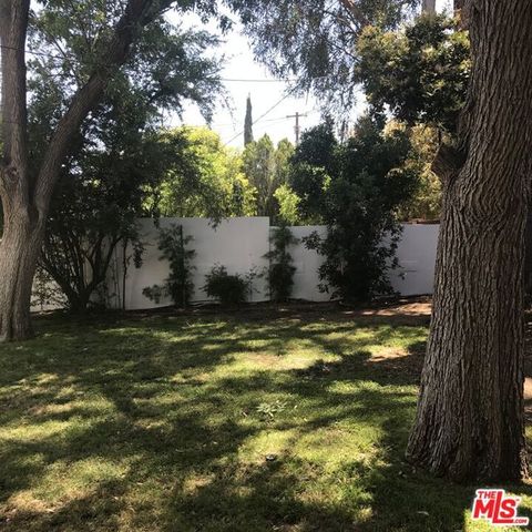 6721 Melba Avenue, West Hills (los Angeles), CA 91307