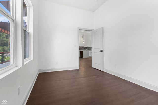 3251 Sutherland Avenue, Indianapolis, IN 46205