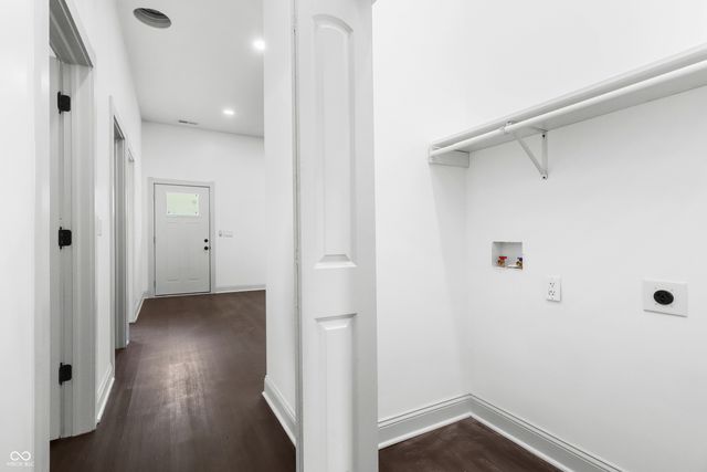 3251 Sutherland Avenue, Indianapolis, IN 46205