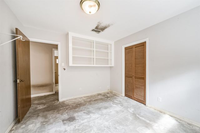 16511 Clearcrest Drive, Houston, TX 77059