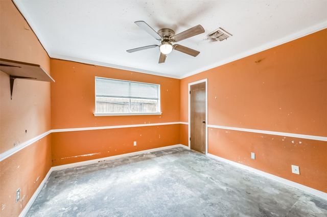 16511 Clearcrest Drive, Houston, TX 77059