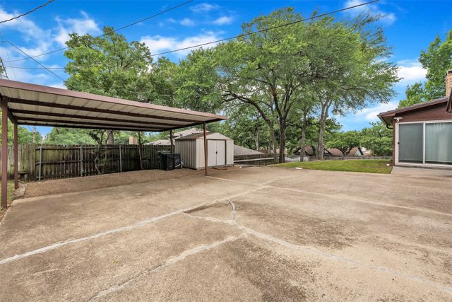 2241 Mountainview Drive, Hurst, TX 76054