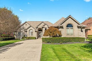 57563 Stonebriar Drive, Washington Township, MI 48094