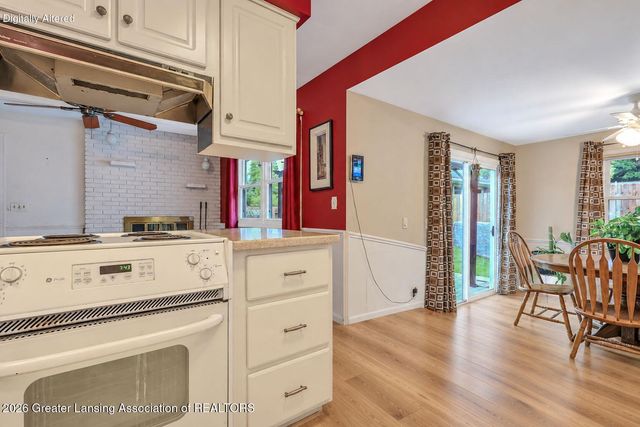 1112 Ro Dic Don Drive, Dewitt, MI 48820