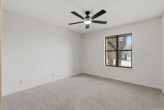 28007 ROCKY HOLW, San Antonio, TX 78258