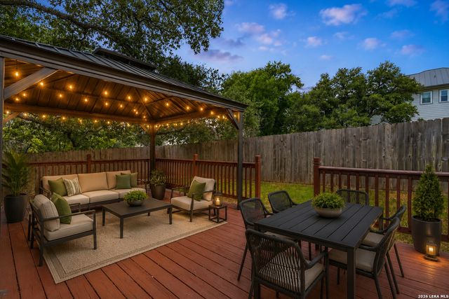 28007 ROCKY HOLW, San Antonio, TX 78258